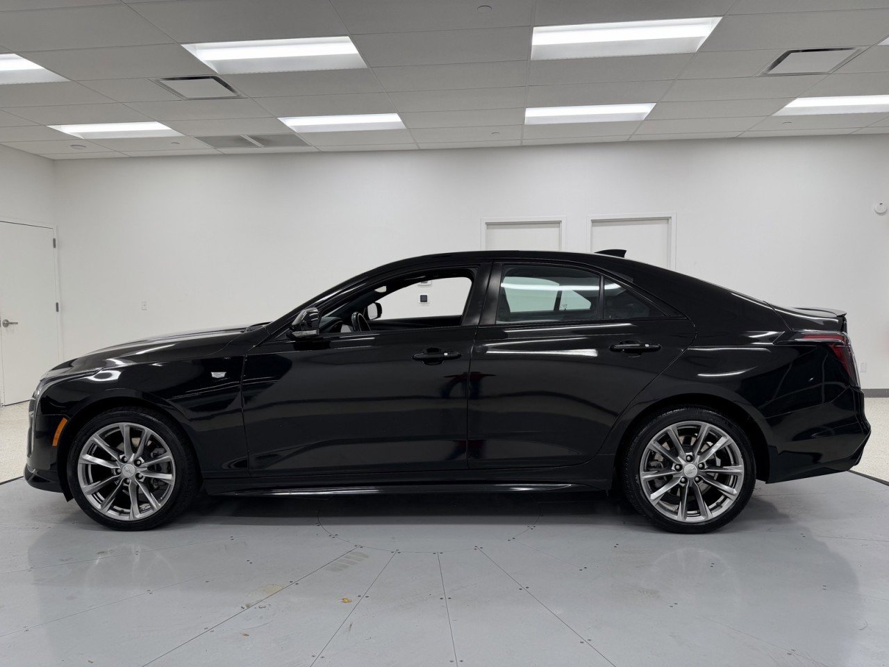 Used 2023 Cadillac CT4 Sport w/ Cold Weather Package image 4