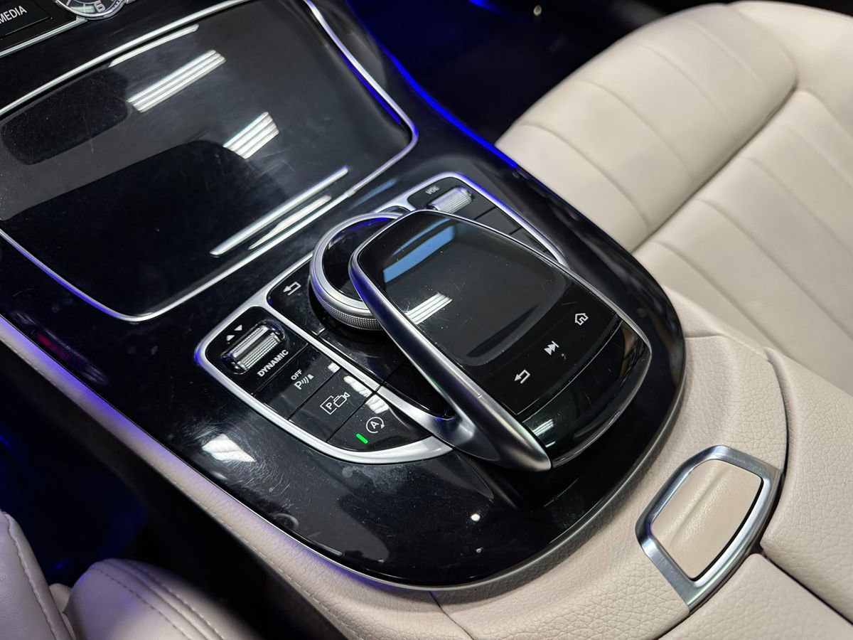Used 2018 Mercedes-Benz E 400 4MATIC Coupe image 41