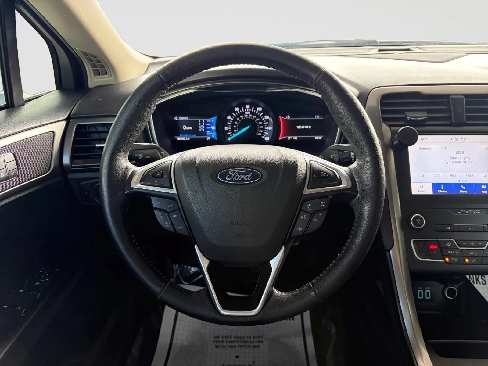 Used 2020 Ford Fusion SEL FWD image 29