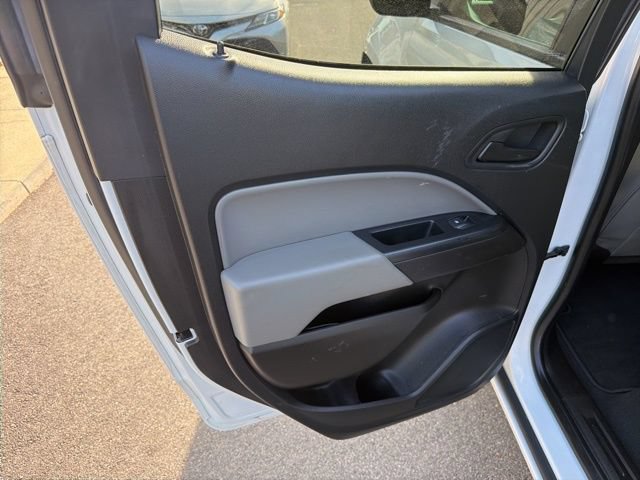 Used 2020 Chevrolet Colorado W/T w/ WT Convenience Package RWD image 28