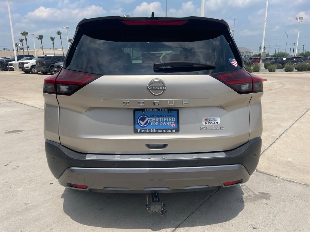 Certified 2022 Nissan Rogue SL w/ SL Premium Package AWD/4WD image 4