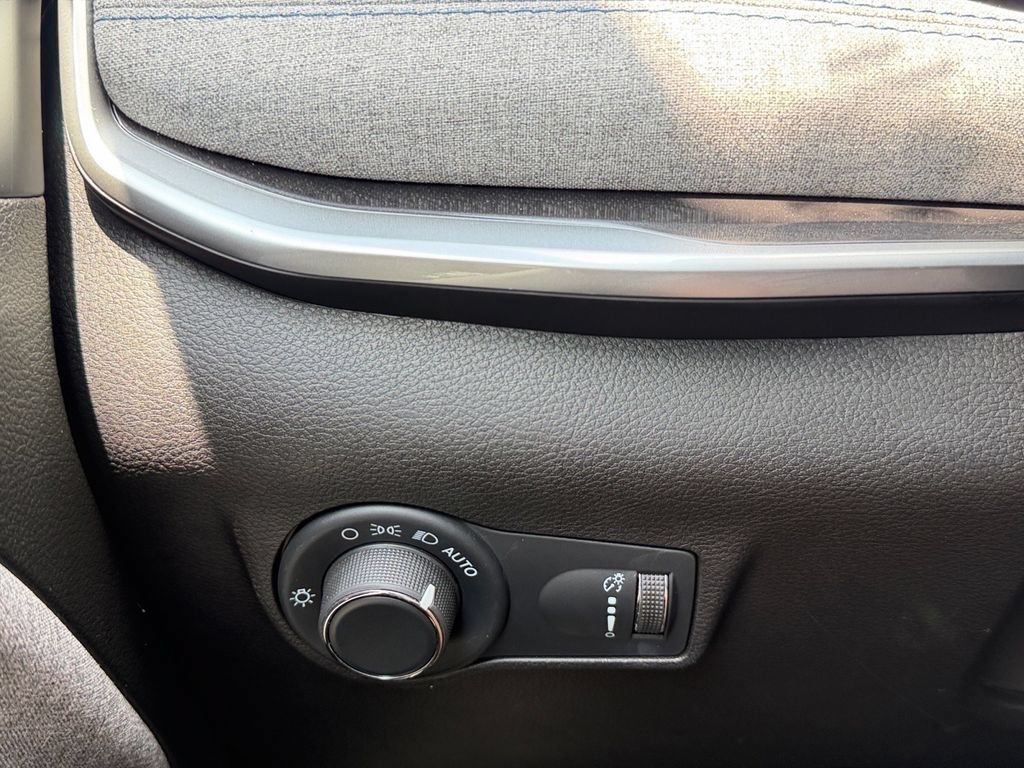 Used 2024 Jeep Compass Sport AWD/4WD image 20