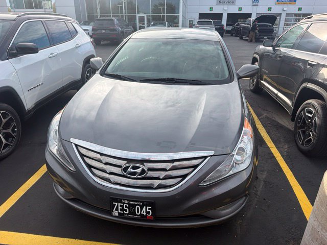 Used 2013 Hyundai Sonata SE FWD image 3