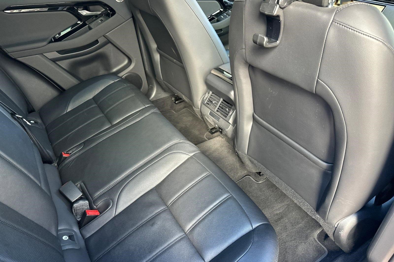 Certified 2024 Land Rover Range Rover Evoque Dynamic SE image 30