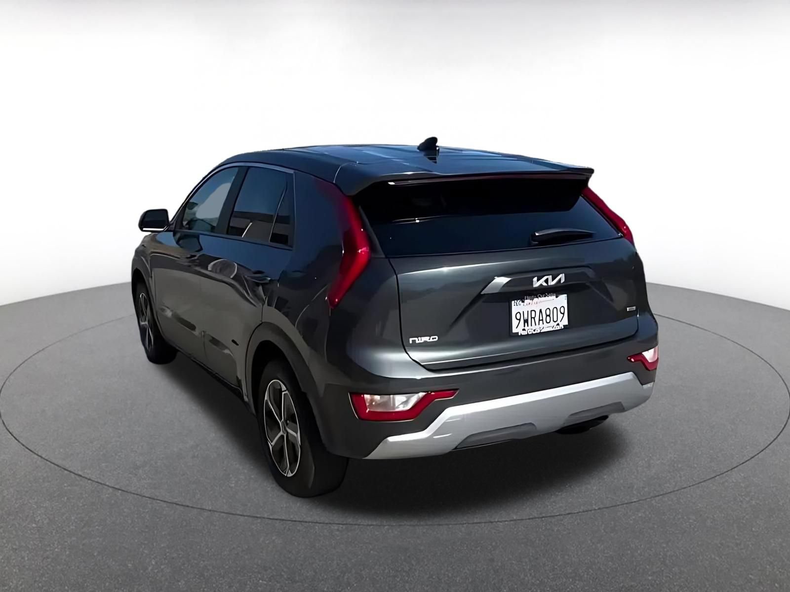 Used 2026 Kia Niro LX FWD image 11