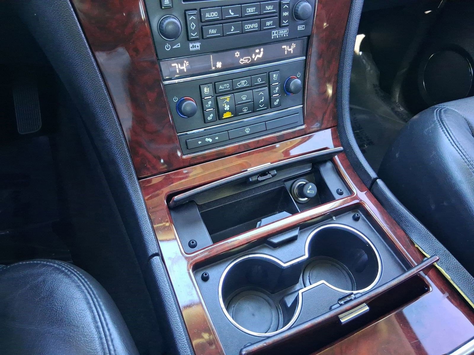 Used 2008 Cadillac Escalade EXT image 19