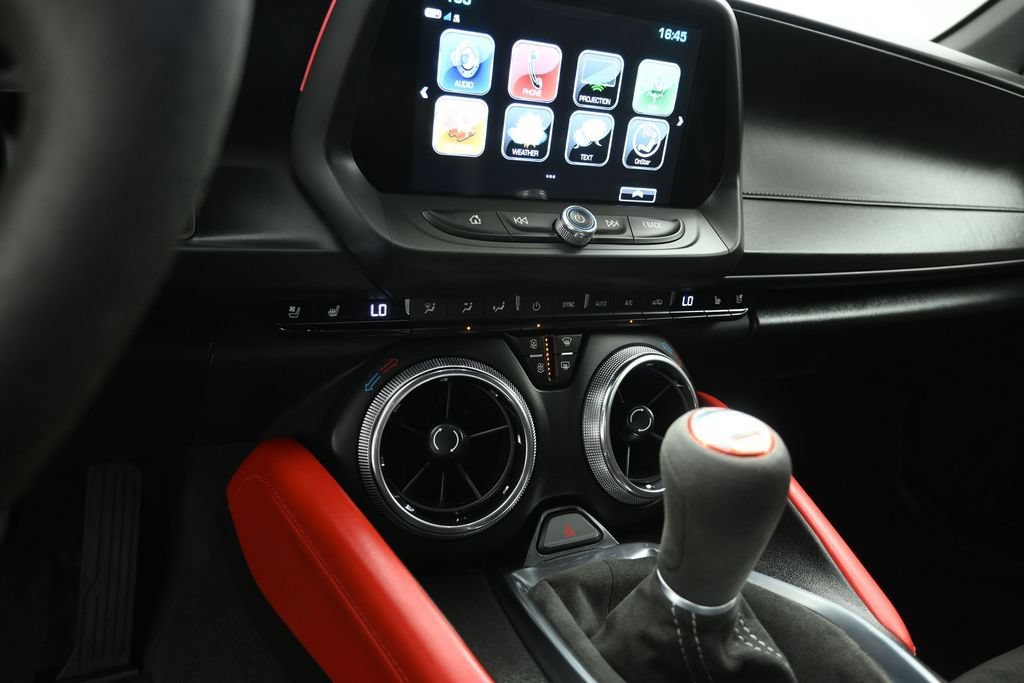 Used 2018 Chevrolet Camaro SS RWD image 14