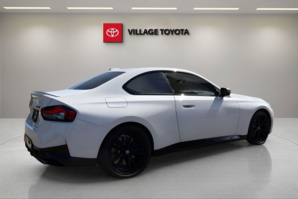 Used 2024 BMW M240i Coupe image 5