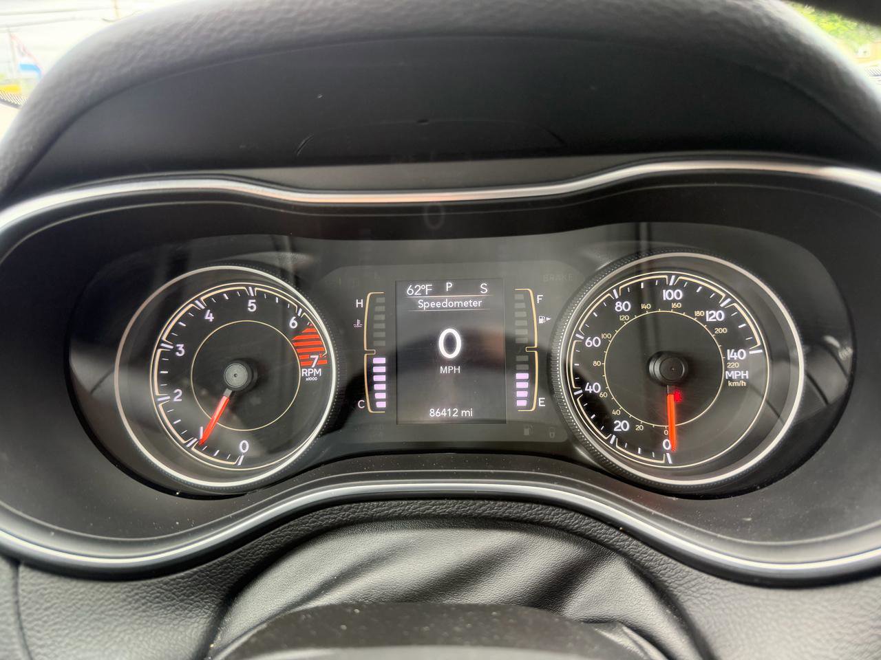 Used 2021 Jeep Cherokee Latitude Plus AWD/4WD image 12