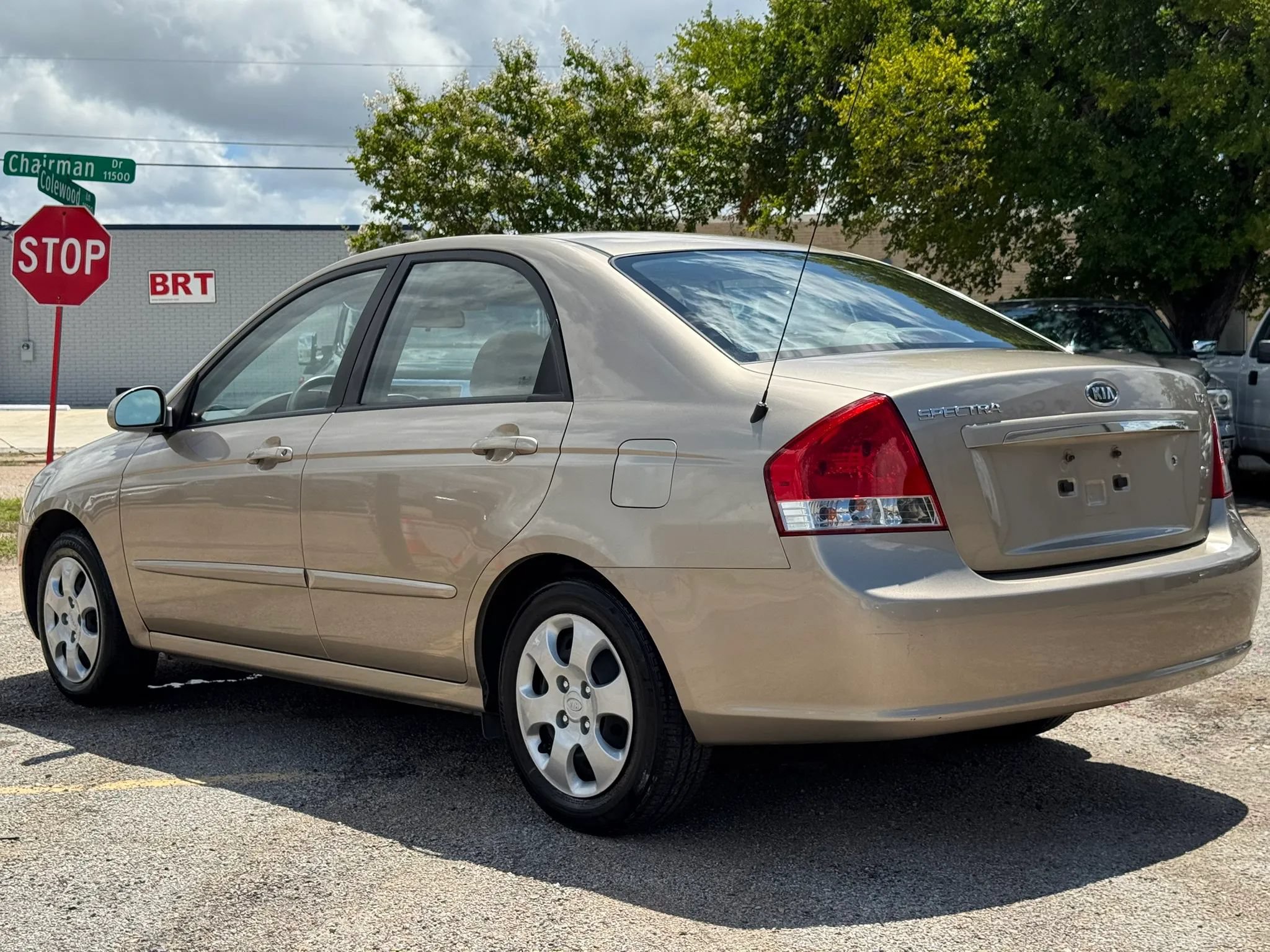 Used 2008 Kia Spectra EX FWD image 4