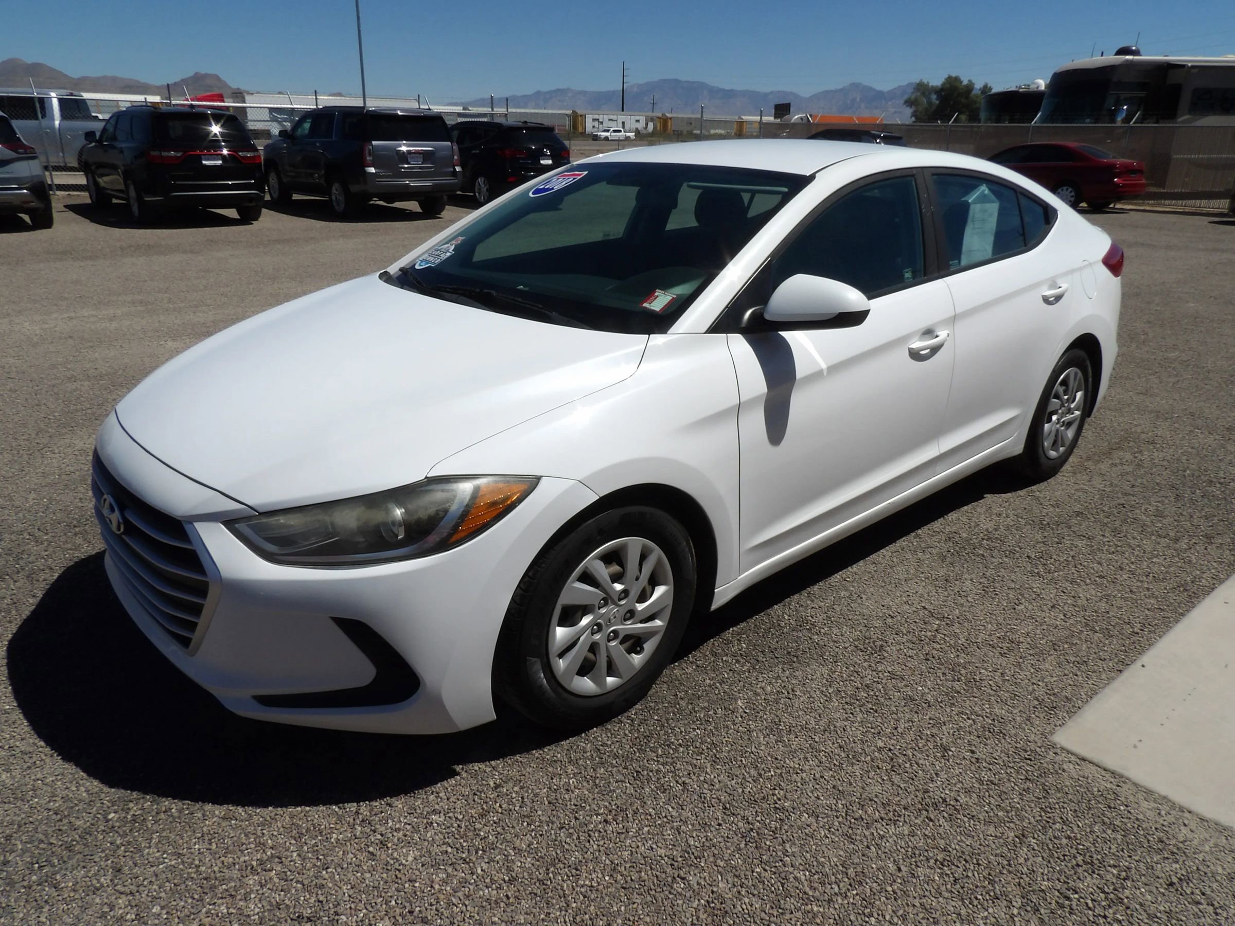 Used 2018 Hyundai Elantra SE FWD image 4