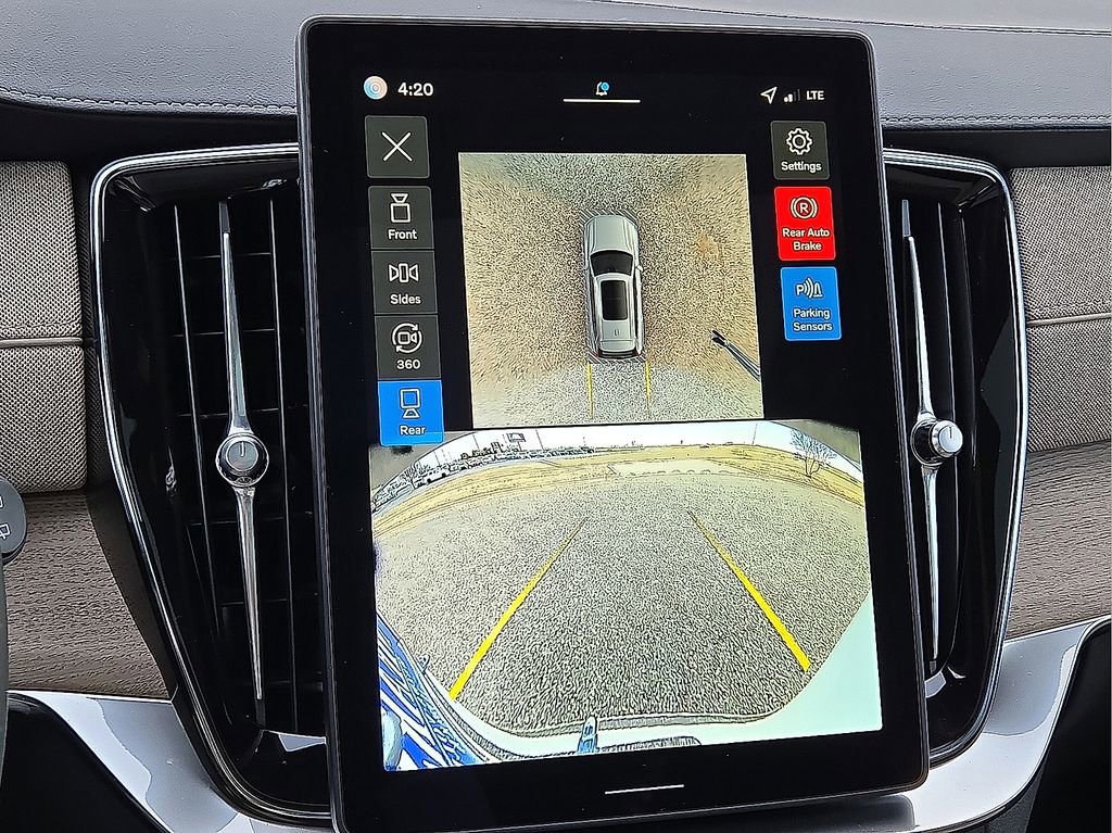 New 2026 Volvo XC90 B6 Plus w/ Protection Package Premier AWD/4WD image 28