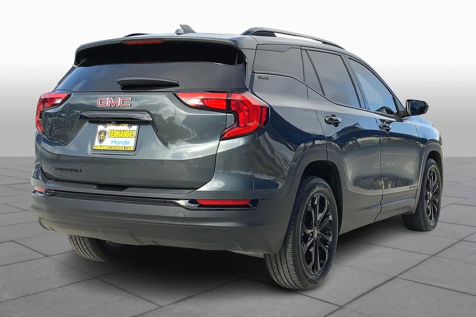 Used 2020 GMC Terrain SLE w/ Driver Convenience Package FWD image 13