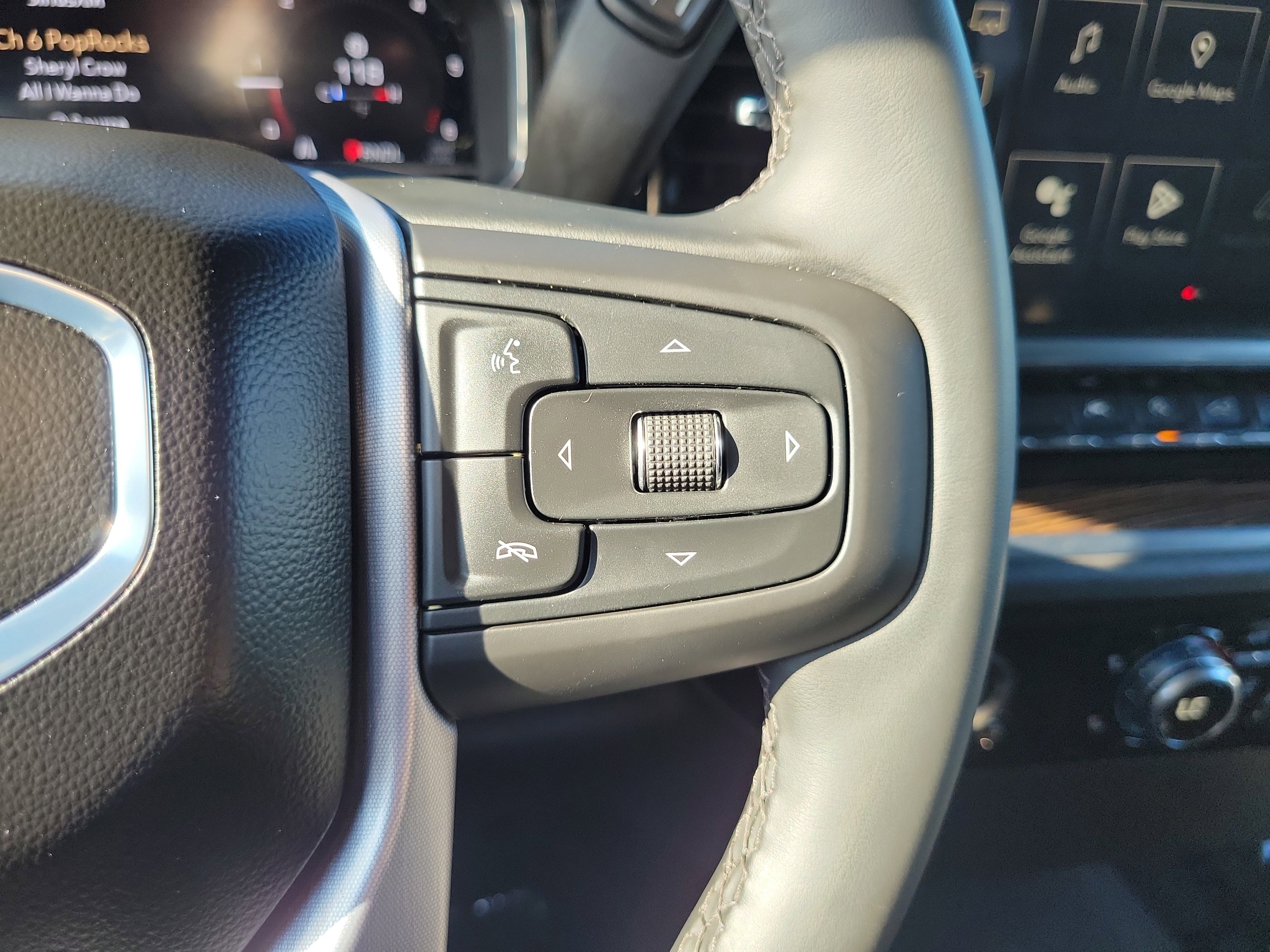 Used 2024 GMC Sierra 1500 Elevation image 18