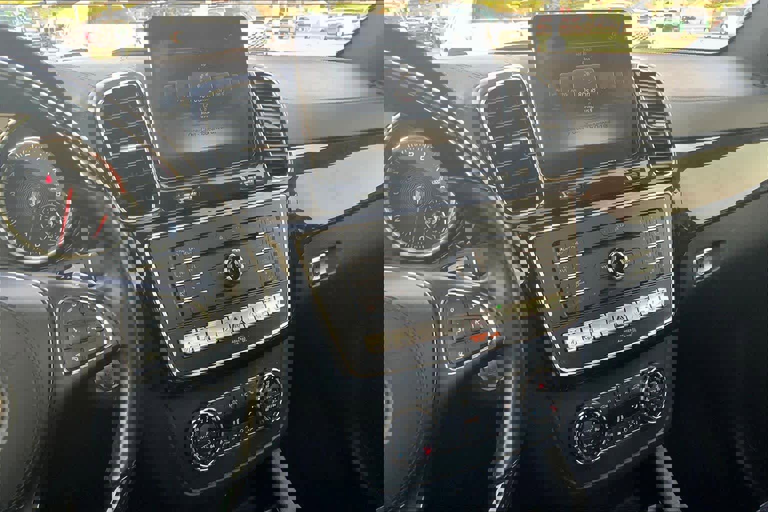 Used 2017 Mercedes-Benz GLS 550 4MATIC image 6