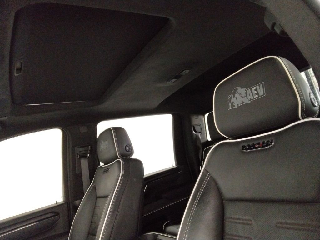 Used 2024 GMC Sierra 2500 AT4X w/ AT4X AEV Edition image 29