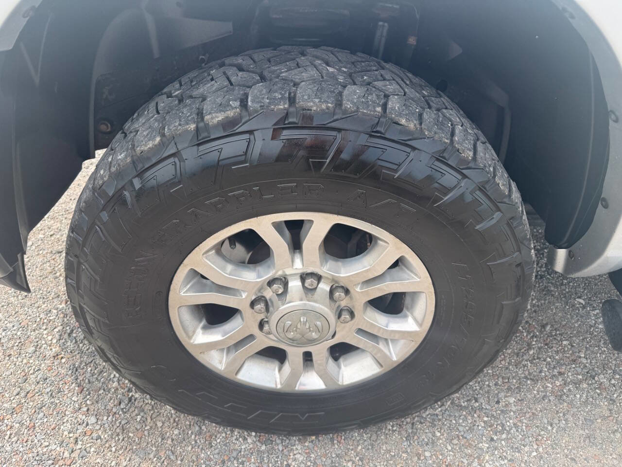 Used 2017 RAM 2500 Laramie w/ Snow Chief Group AWD/4WD image 10