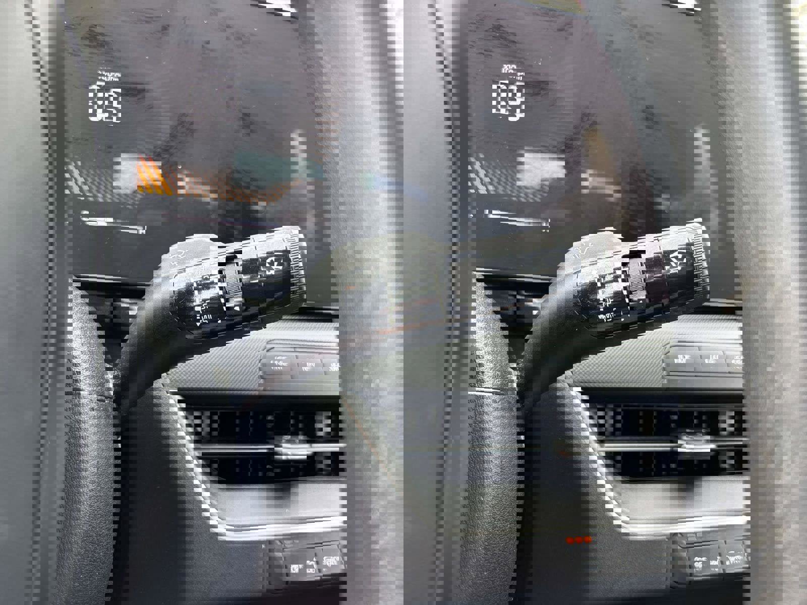 Used 2025 Kia K4 LXS image 25