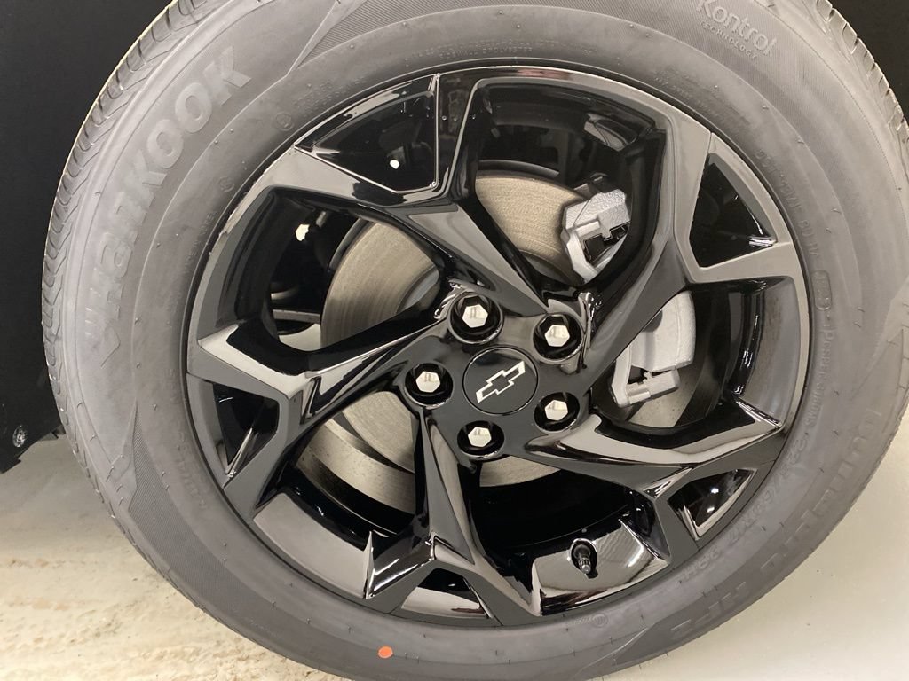 New 2026 Chevrolet Trax LT w/ Driver Confidence Package FWD image 24