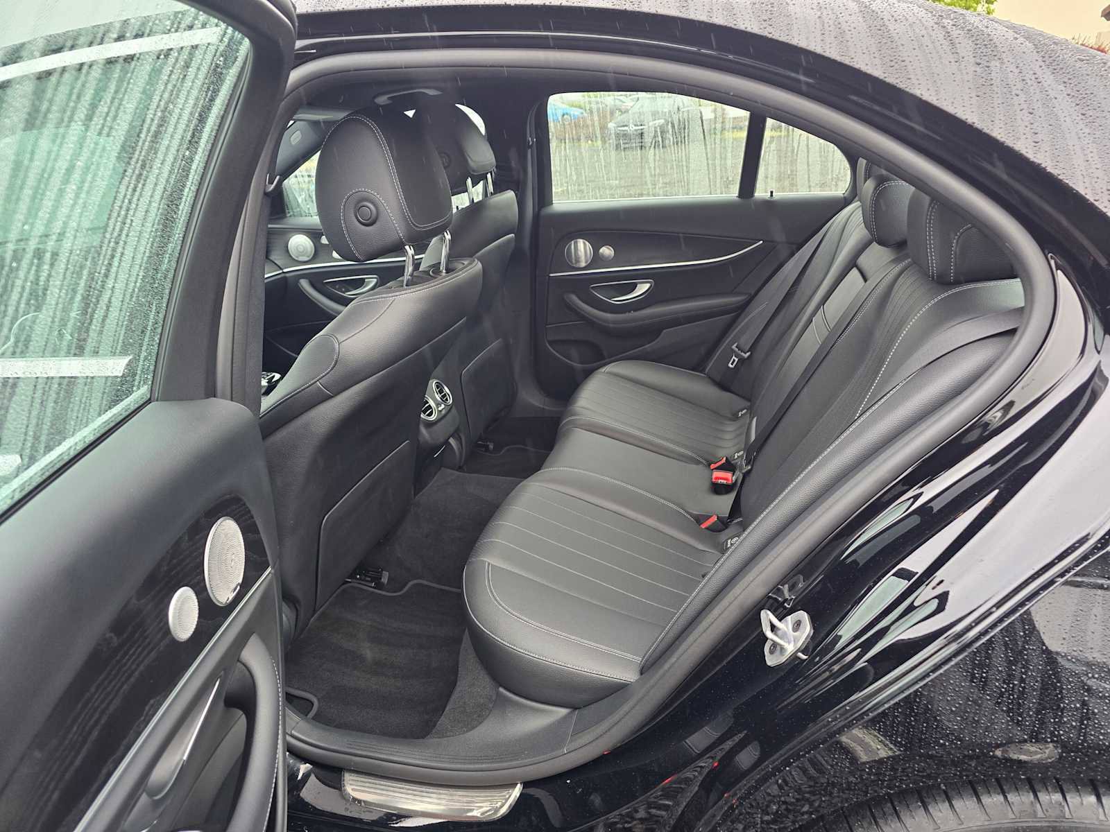 Used 2020 Mercedes-Benz E 350 Sedan image 18