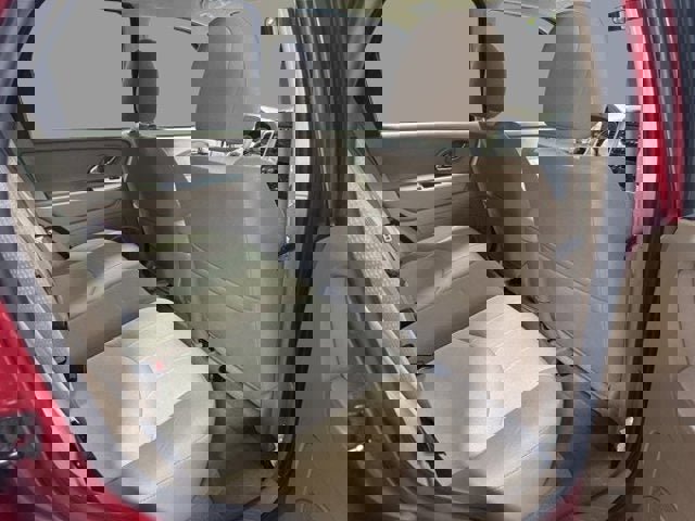 Used 2006 Mercury Mariner Convenience image 10