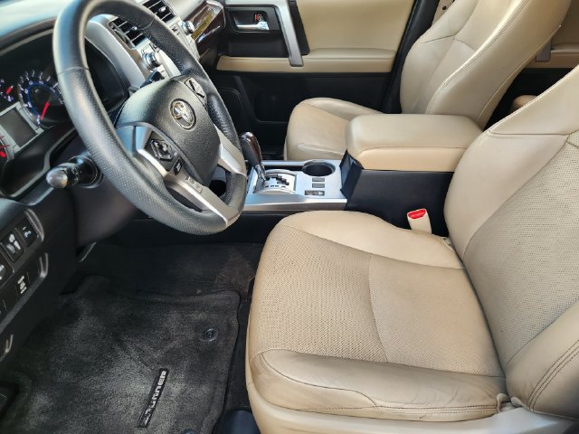Used 2017 Toyota 4Runner Limited RWD image 9