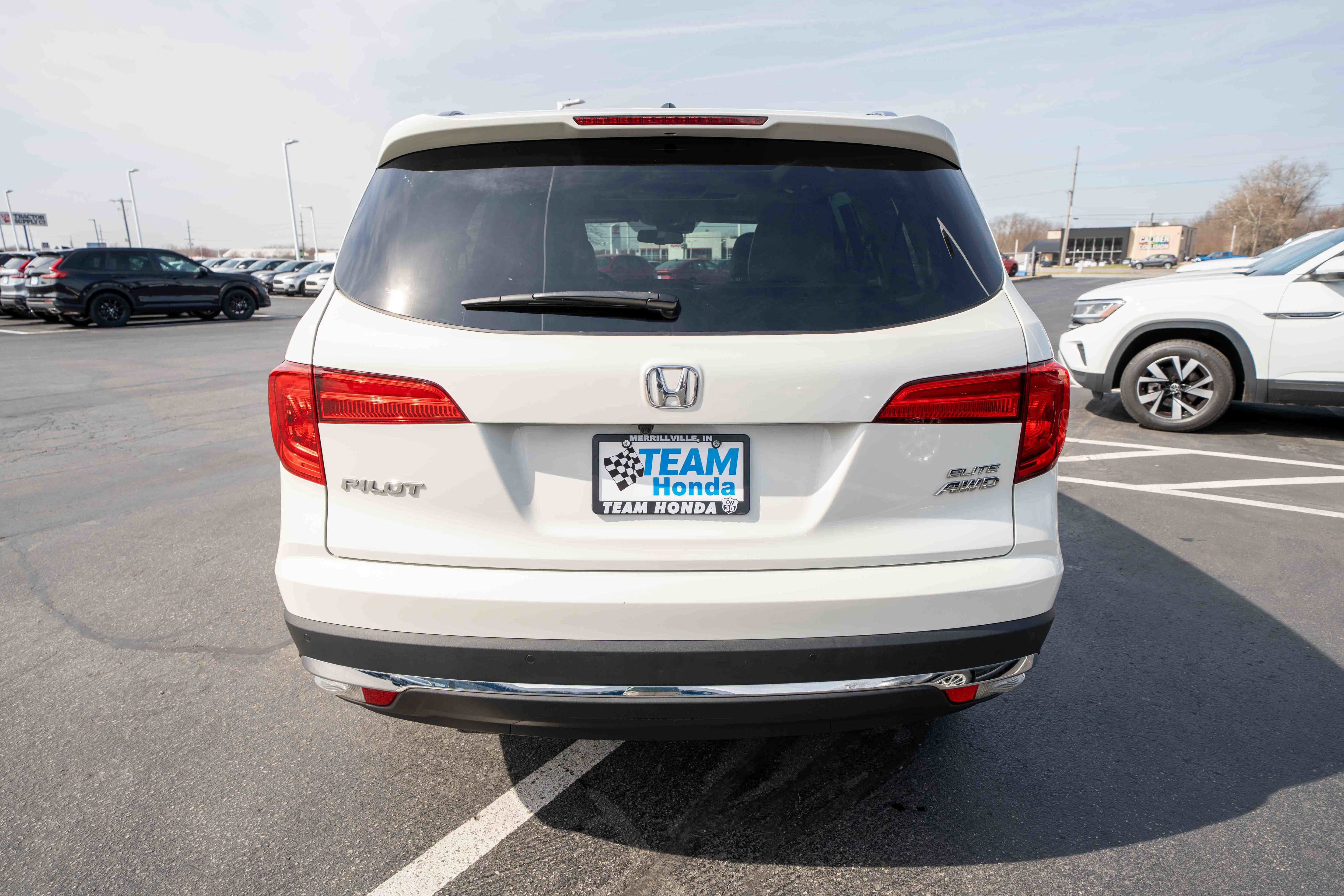 Used 2017 Honda Pilot Elite image 5