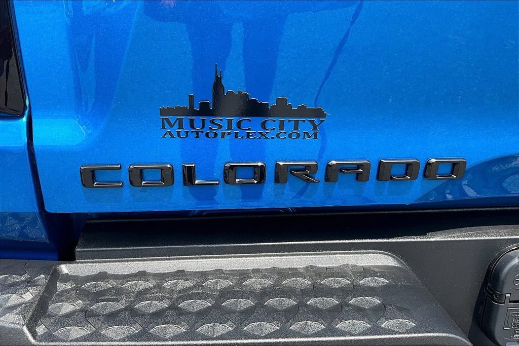 Used 2023 Chevrolet Colorado ZR2 w/ ZR2 Convenience Package III AWD/4WD image 27