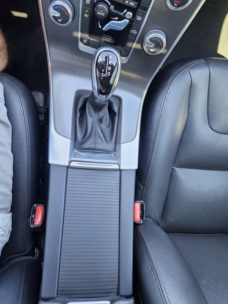 Used 2016 Volvo S60 T5 Premier image 15