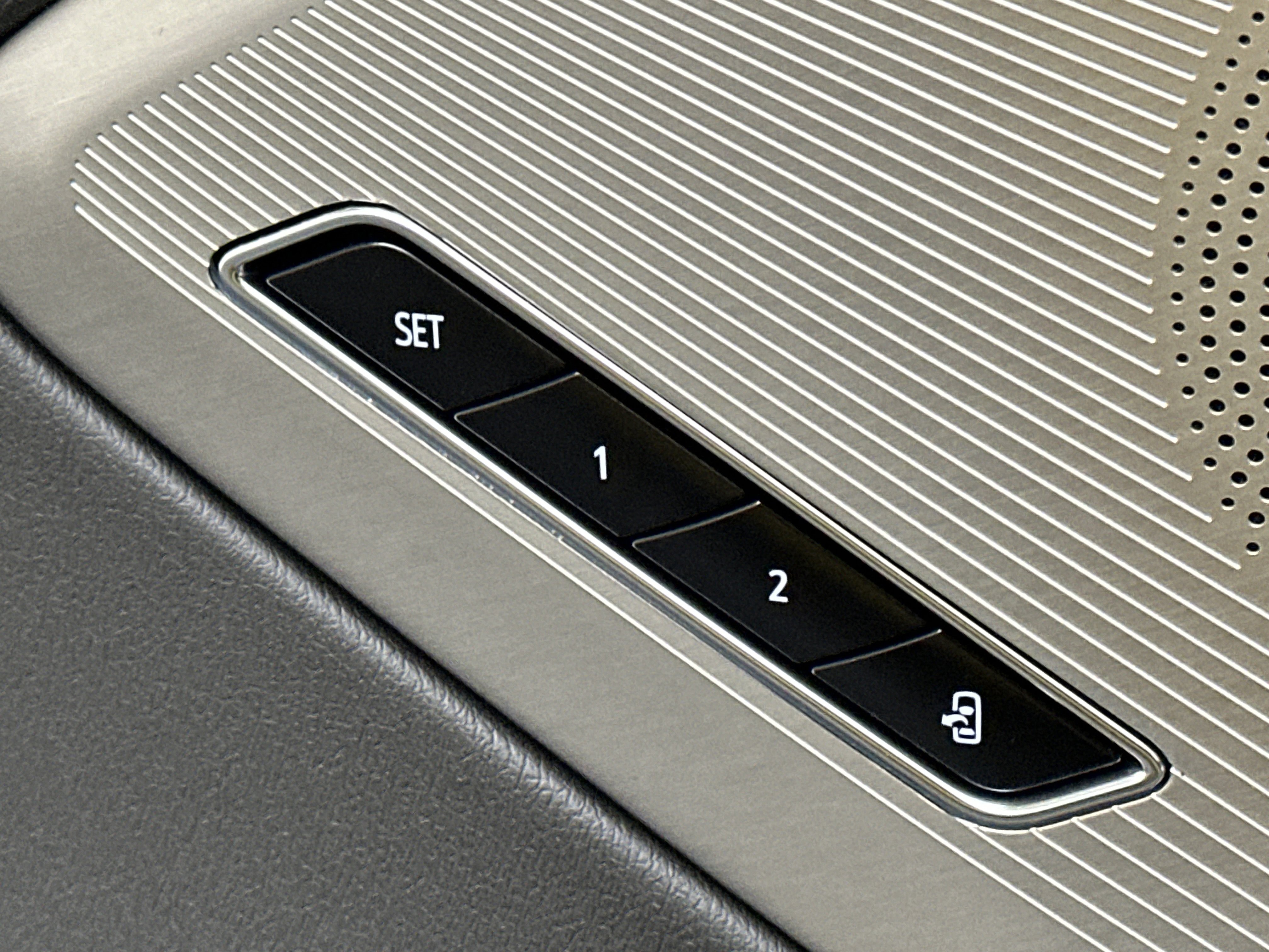 New 2026 Chevrolet Corvette Stingray Preferred Cpe w/ Z51 Performance Package image 37