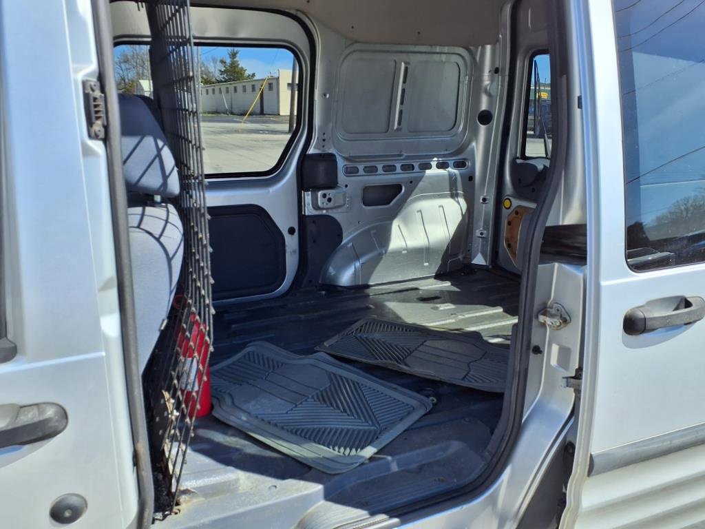 Used 2013 Ford Transit Connect XL image 11