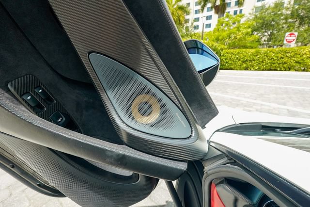 Used 2017 McLaren 570S Coupe RWD image 66