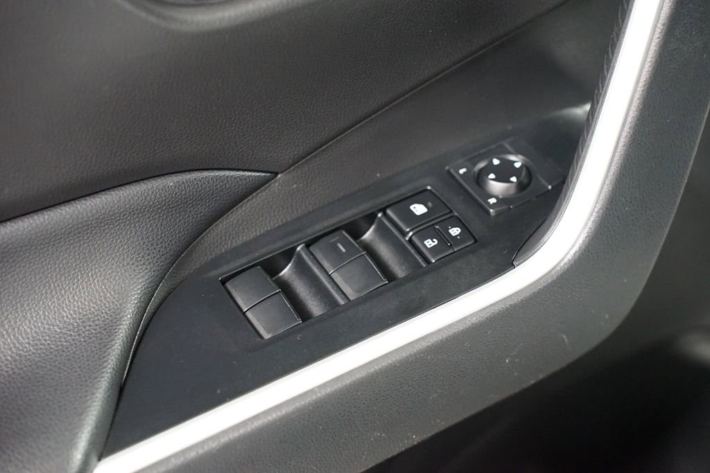 Certified 2025 Toyota RAV4 LE image 29