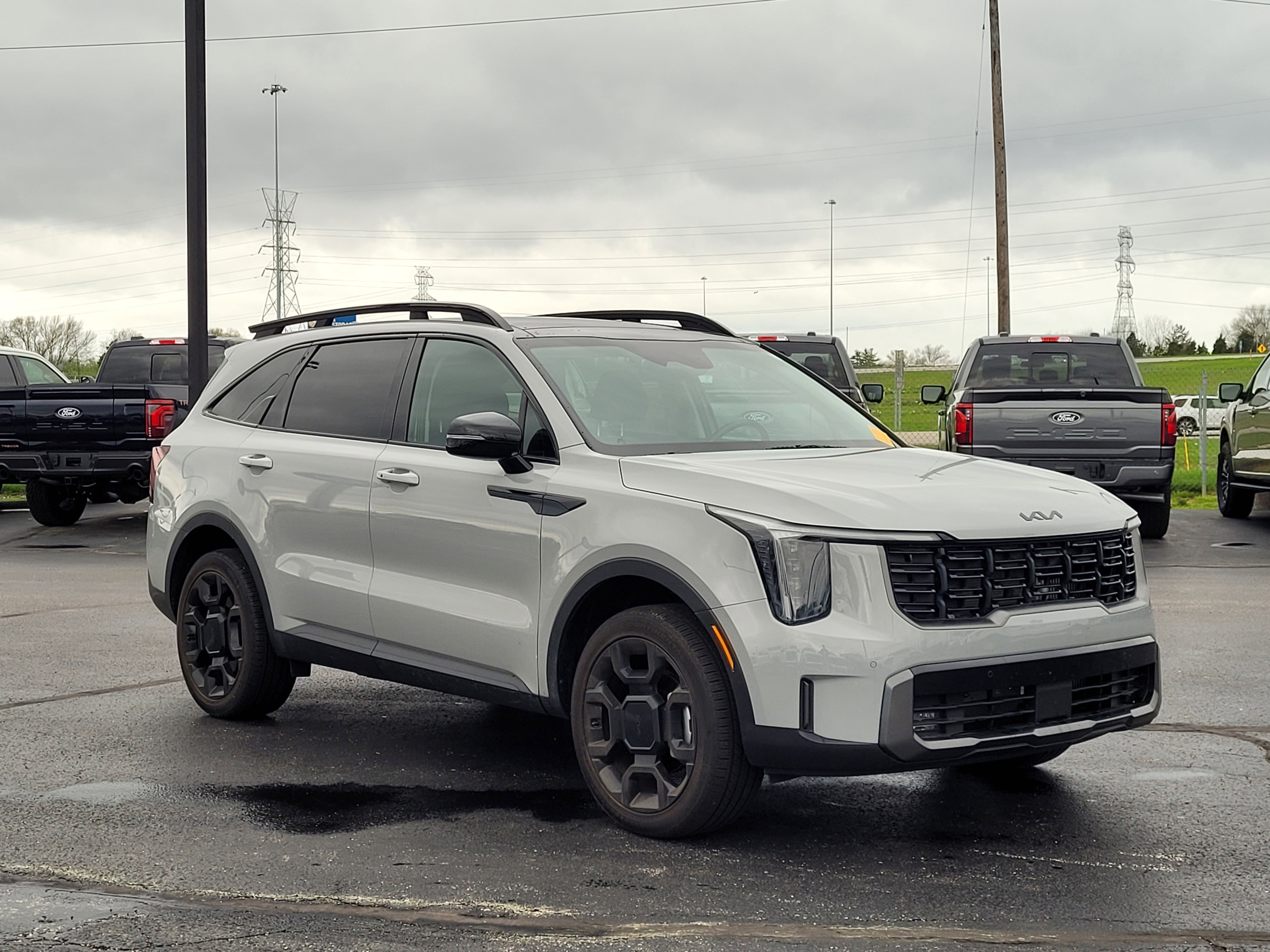 Used 2025 Kia Sorento X-Line EX image 1