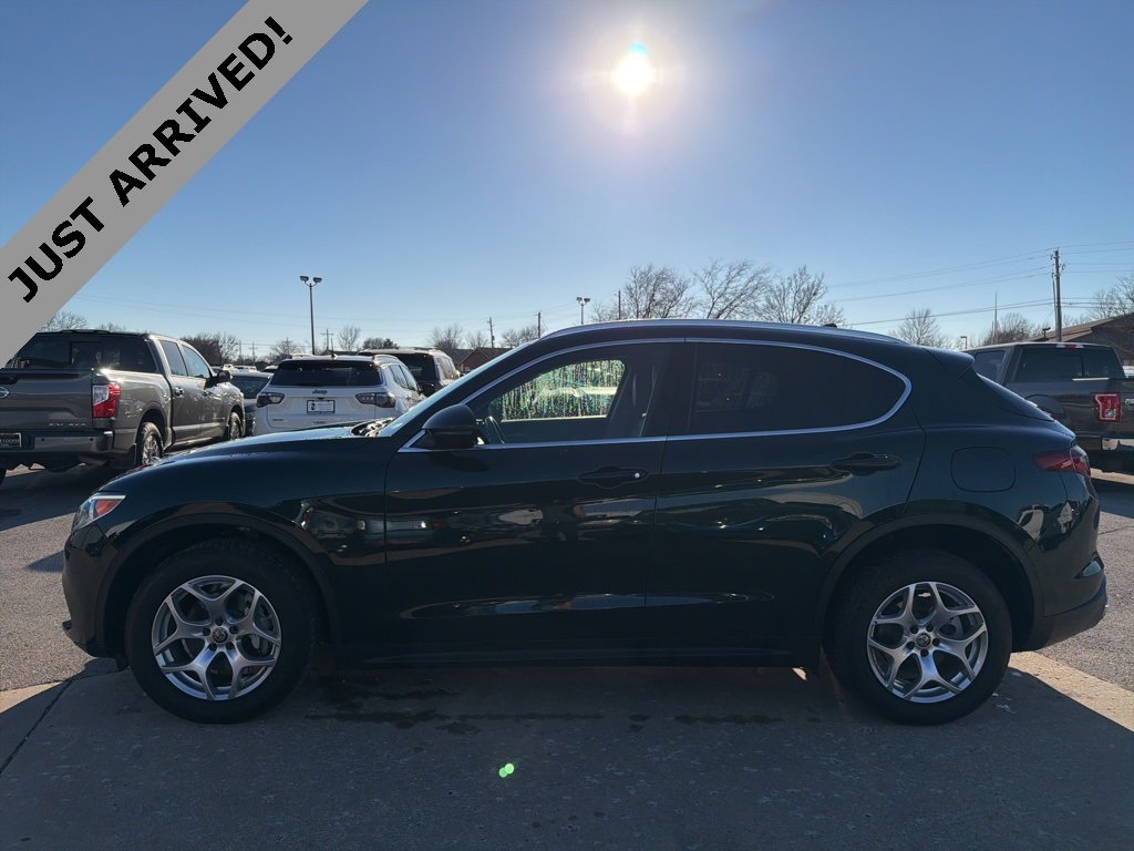 Used 2021 Alfa Romeo Stelvio Sprint w/ Sun & Sound Package image 8