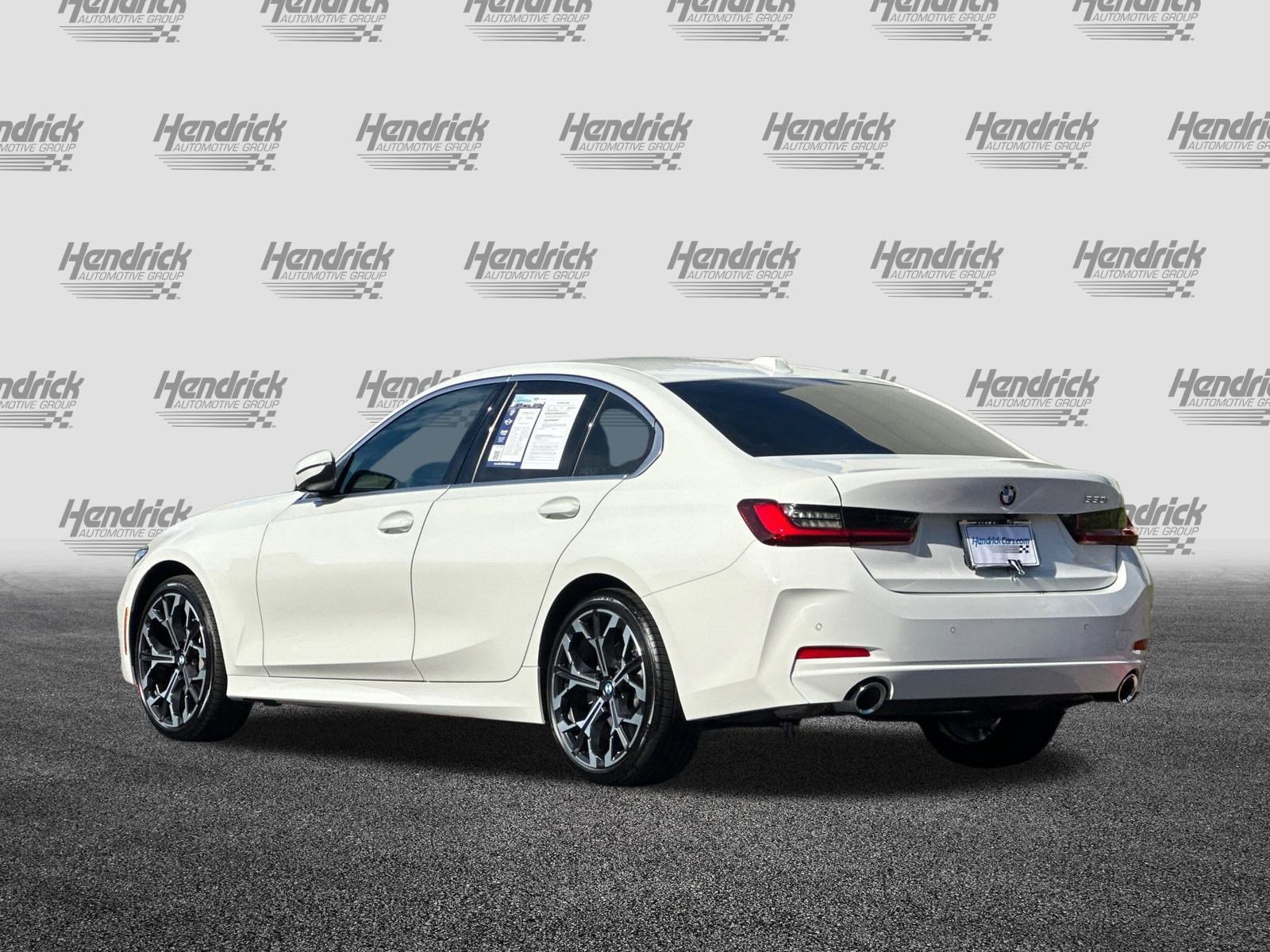 Used 2025 BMW 330i Sedan w/ Convenience Package image 7