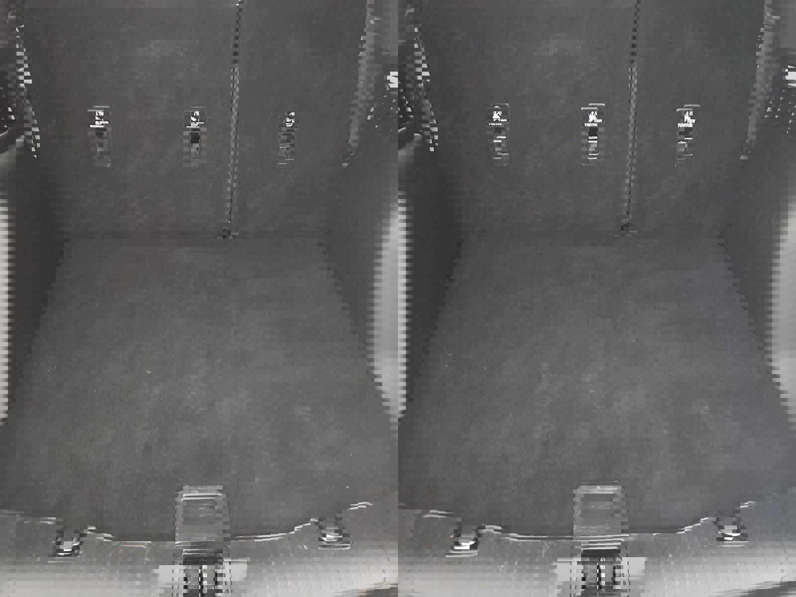 Used 2020 Ford Escape Titanium image 34