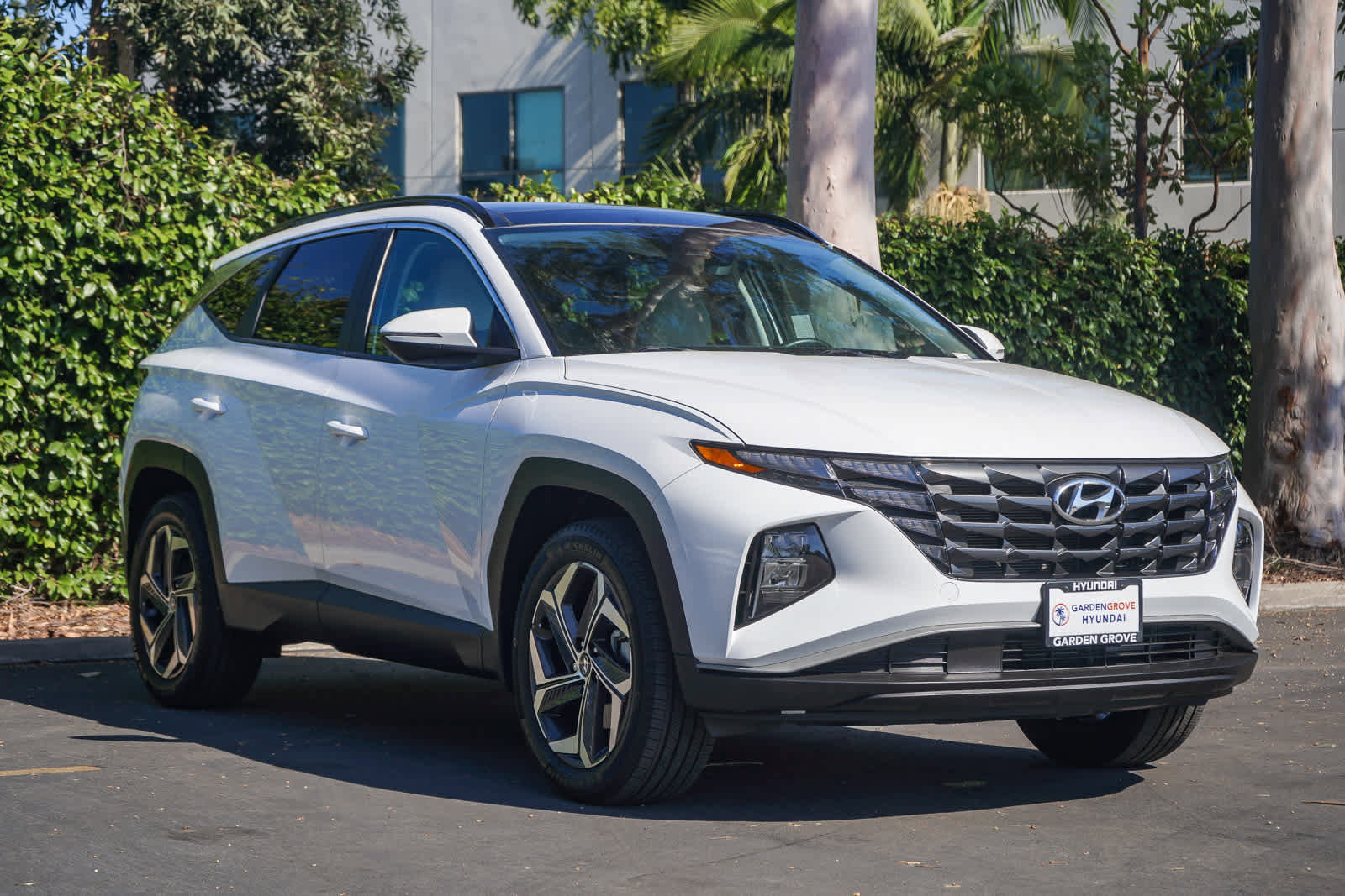 Used 2023 Hyundai Tucson SEL AWD/4WD image 3