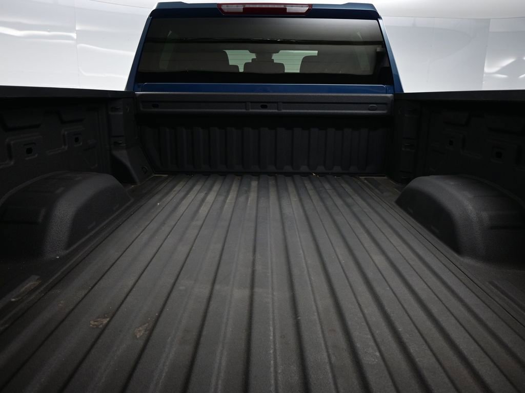 Used 2025 Chevrolet Silverado 2500 LT w/ Convenience Package image 25