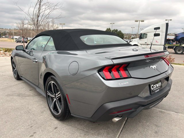 Used 2025 Ford Mustang Premium RWD image 3