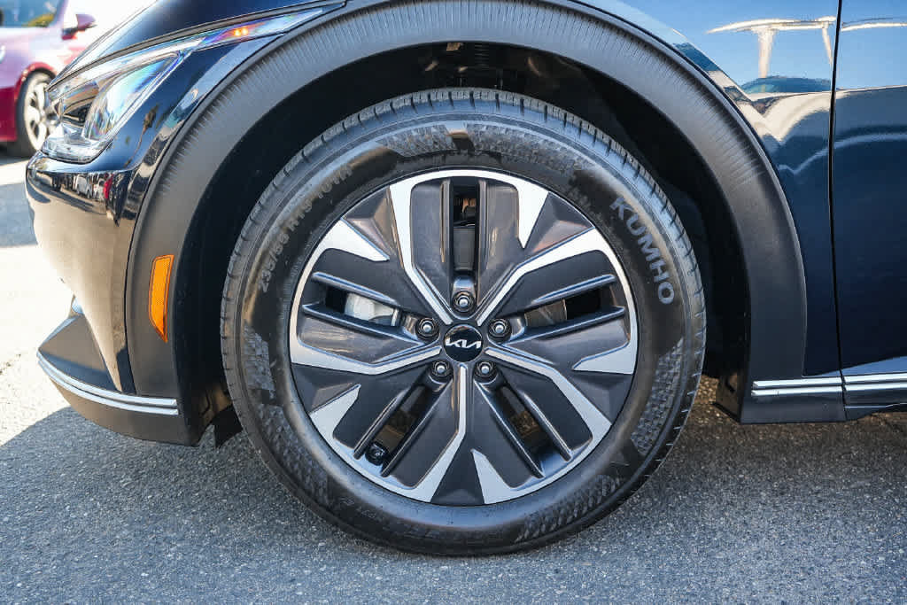 Certified 2024 Kia EV6 Light RWD image 11