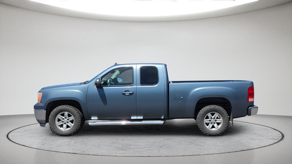 Used 2007 GMC Sierra 1500 SLT w/ SLE/SLT Trailering Package AWD/4WD image 11