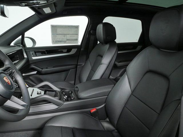 New 2026 Porsche Cayenne image 5