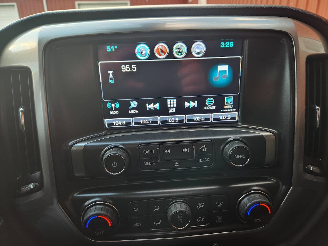 Used 2018 Chevrolet Silverado 1500 LT w/ All Star Edition image 16