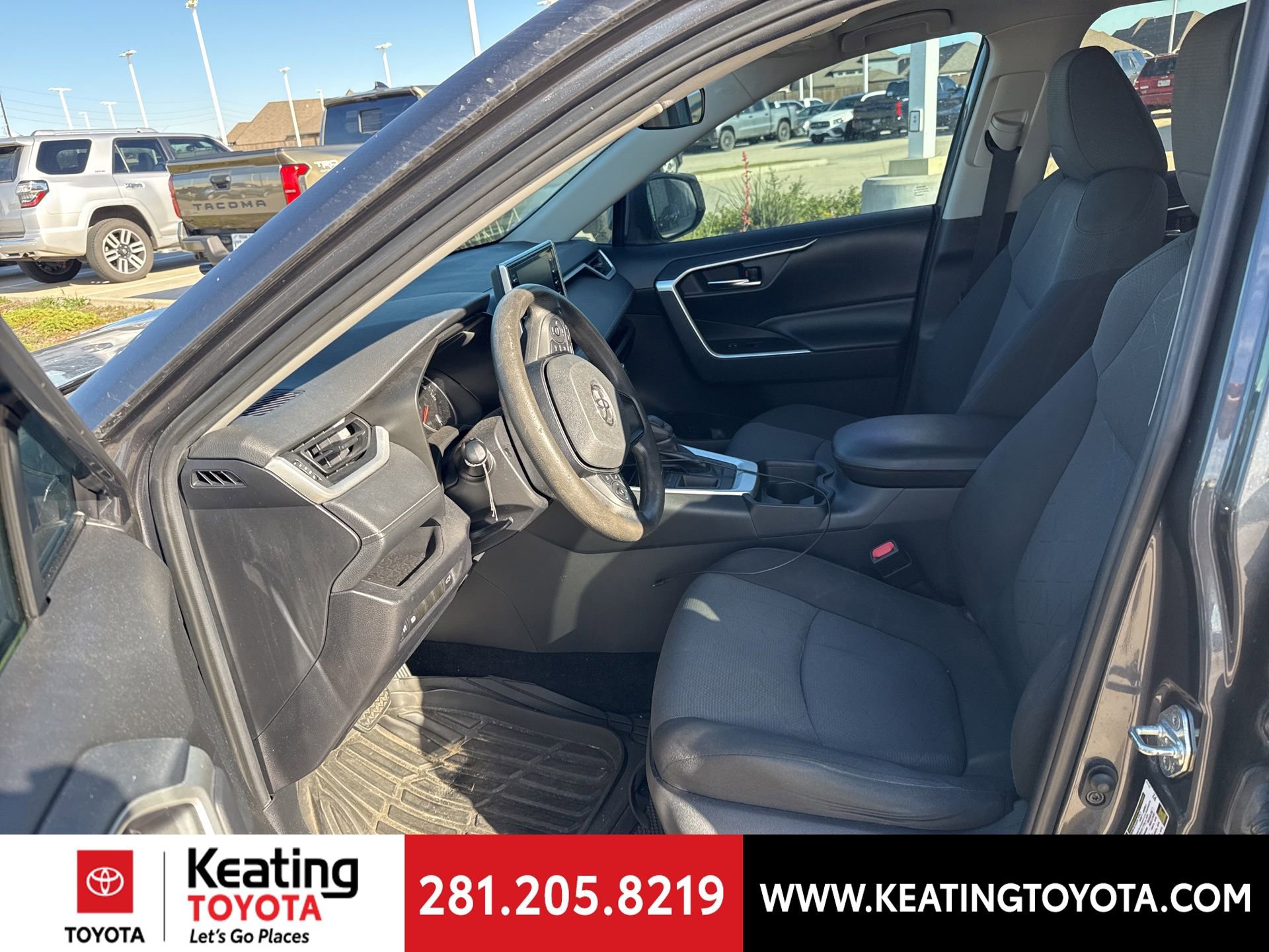 Used 2019 Toyota RAV4 XLE image 14