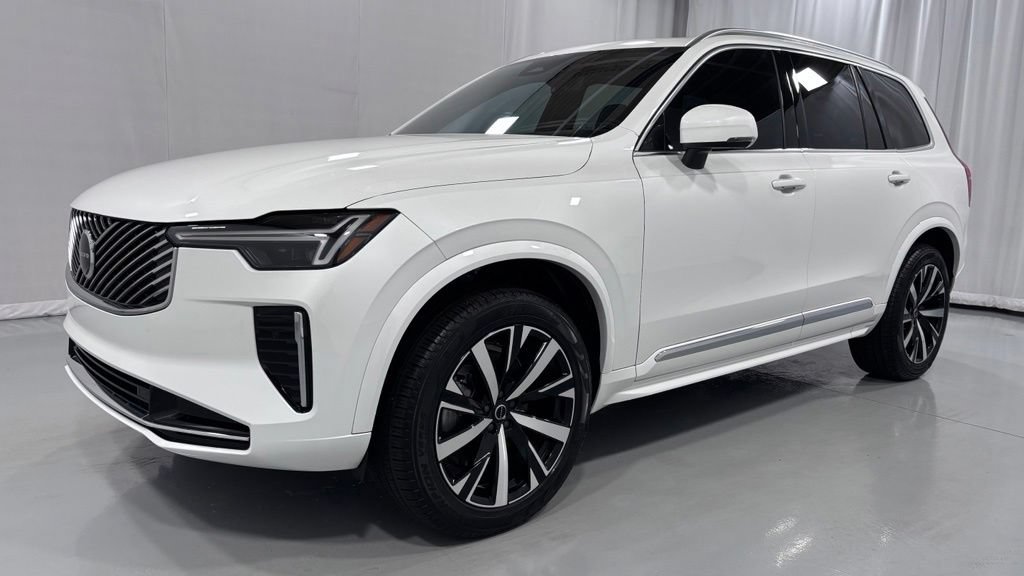 Certified 2025 Volvo XC90 B5 Core w/ Protection Package AWD/4WD video 1