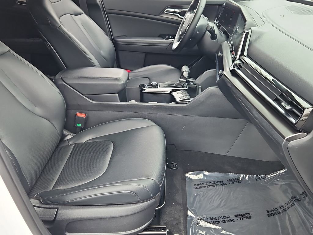 Used 2023 Kia Sportage EX image 19
