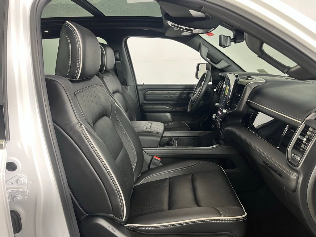 Used 2025 RAM 1500 Limited image 33