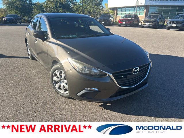 Used 2016 MAZDA MAZDA3 i Sport FWD image 1