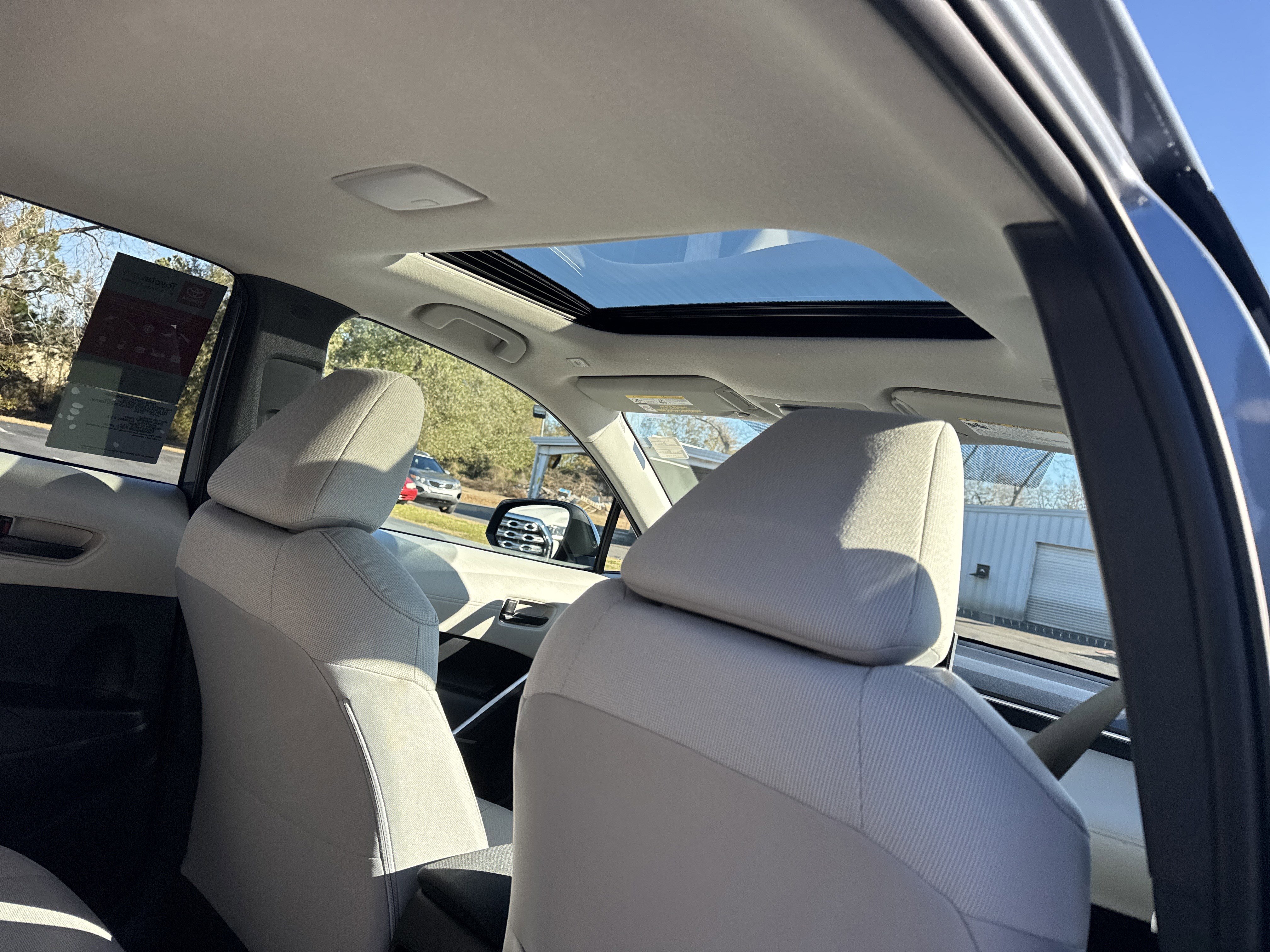 New 2026 Toyota Corolla Cross LE w/ Moonroof Package FWD image 34
